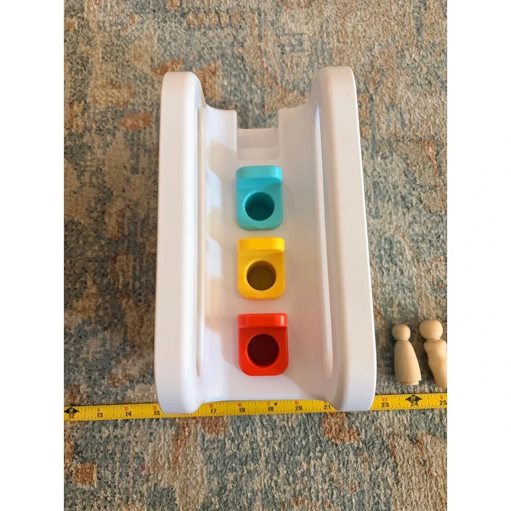 Lovevery Wheel Around Town Bus Montessori Toy with Peg People